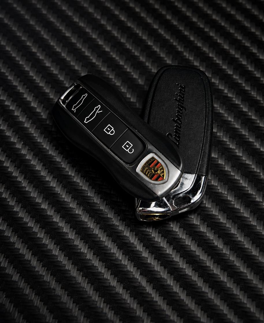 Lamborghini & Porsche Duo Bundle — High‑End Collector Keys | Luxury Automotive Gift